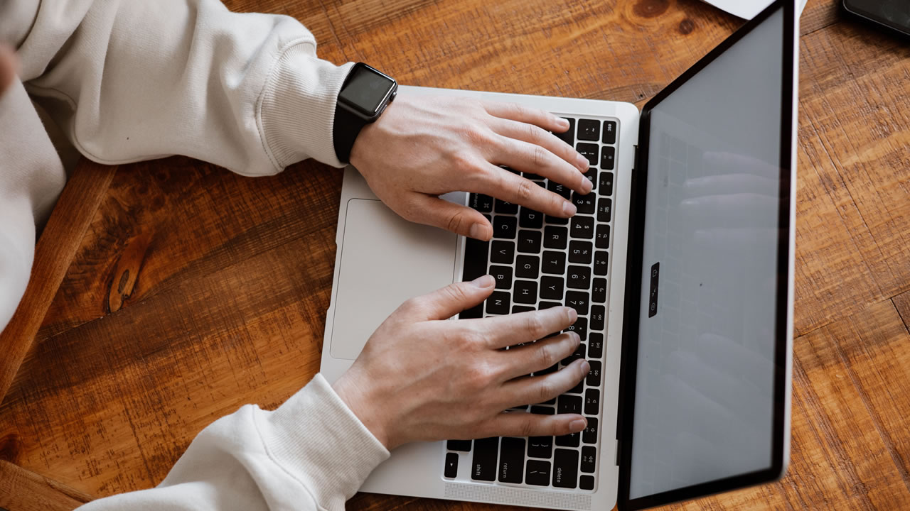 Can I manage Form 2290 filings for multiple trucking businesses?